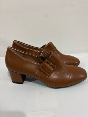 Classic Brown Leather Square Toe Pumps - Women's Size 9 - Low Block Heel
